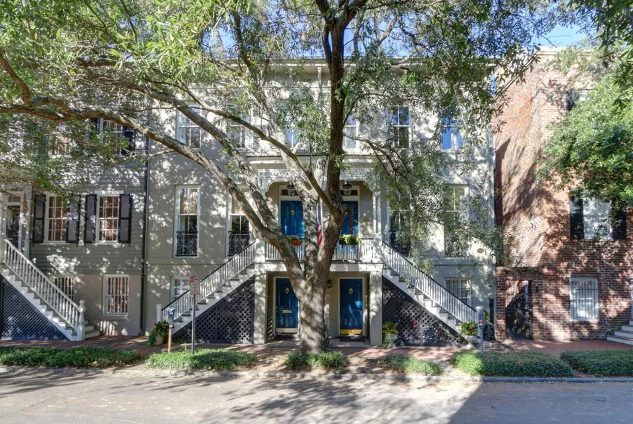 Isaac Laroche Main Apartment Savannah United States